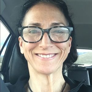 Meet your Posher, Kim